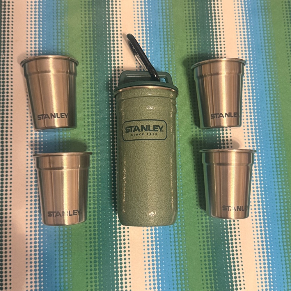 Stanley Olive Green Travel Mug - Shot Glass Holder - Picture 2 of 3